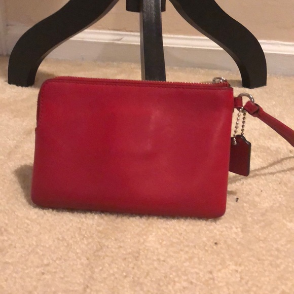 Gently Used Coach wristlet - Picture 4 of 6